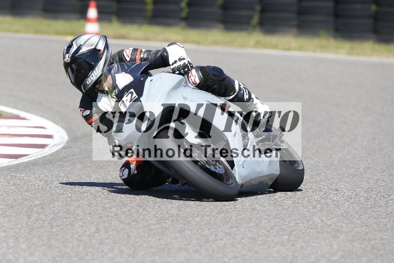 /Archiv-2025/48 25.08.2025 Cornu Master School ADR/rot-rouge/12